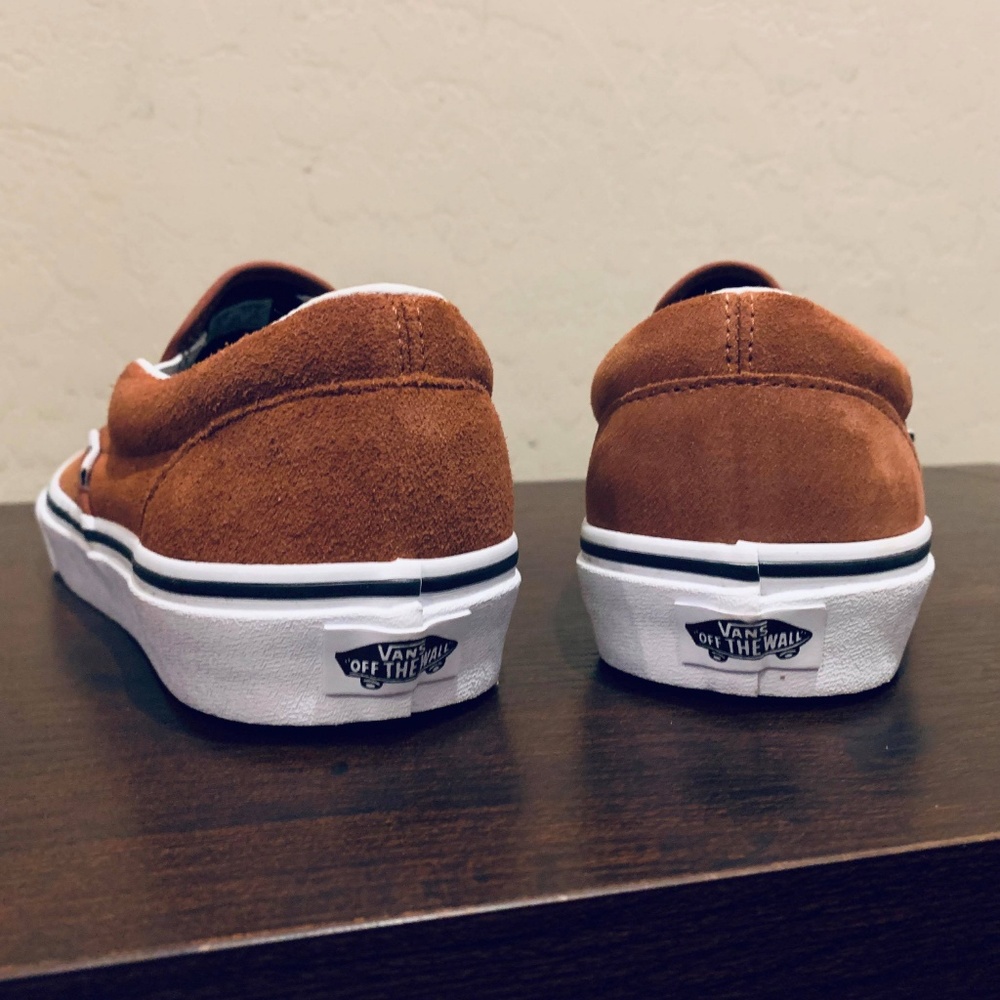 Vans Classic Slip-On Embossed Suede Skate Sequoia - Picture 4 of 8